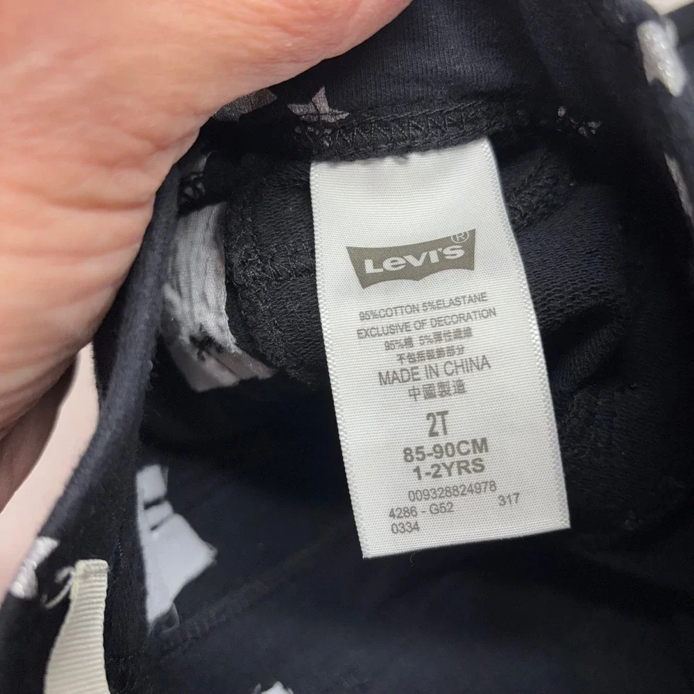 Levis adorning your